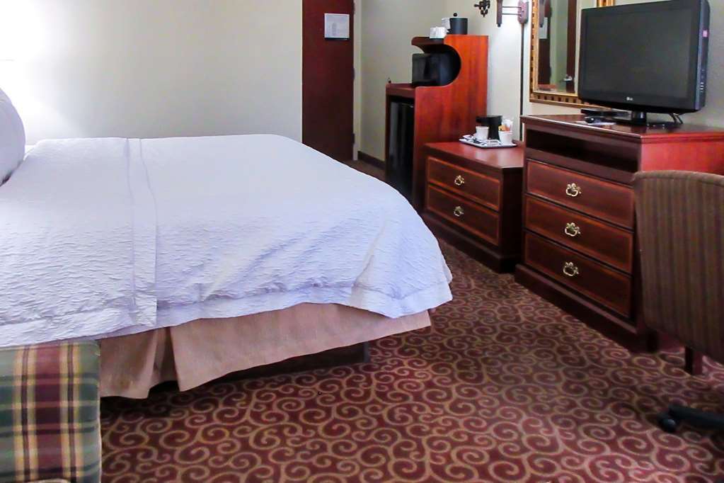 Quality Inn & Suites Quincy - Downtown Quarto foto